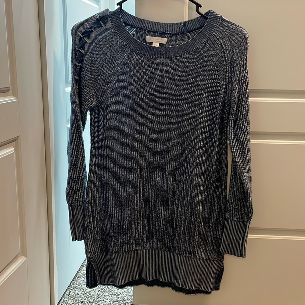 Women’s sweater